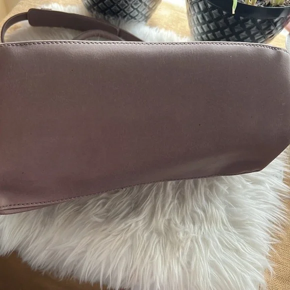 Matt & Nat travel bag / gym bag / large bag crossbody bag hand bag laptop bag - Picture 3 of 16